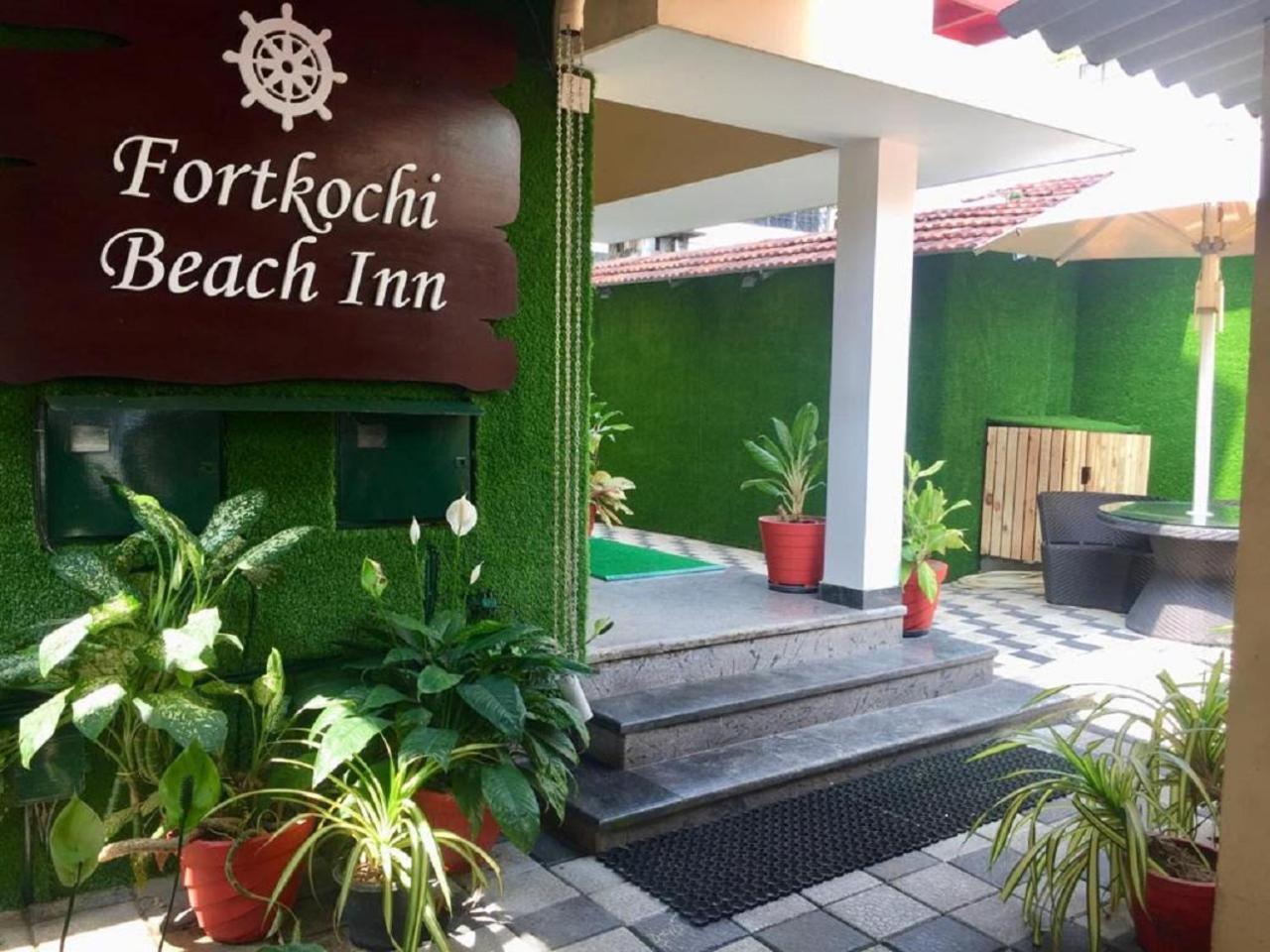 Fortkochi Beach Inn Esterno foto